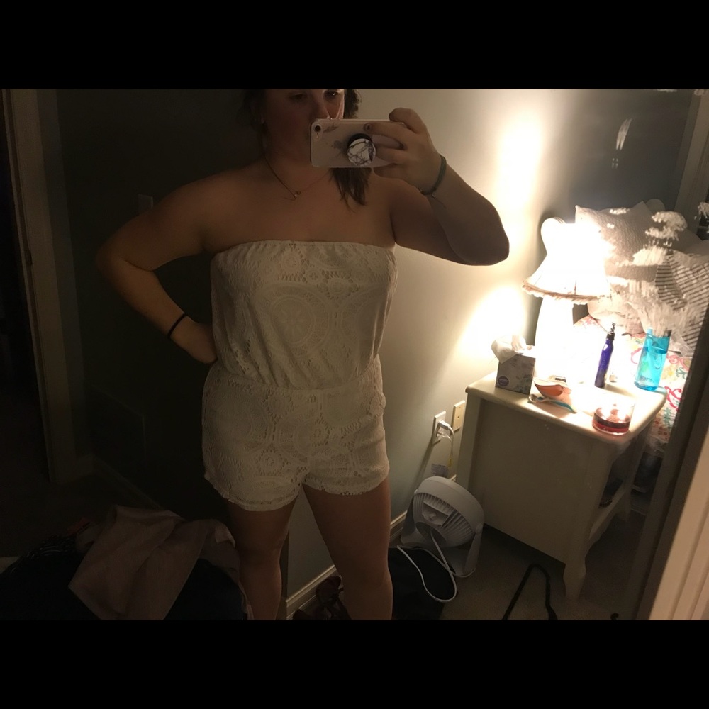 Lace romper